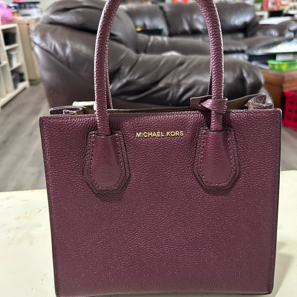 Michael Kors Mercer Medium Merlot Leather Messenger Bag Purse Tote No Strap EUC
